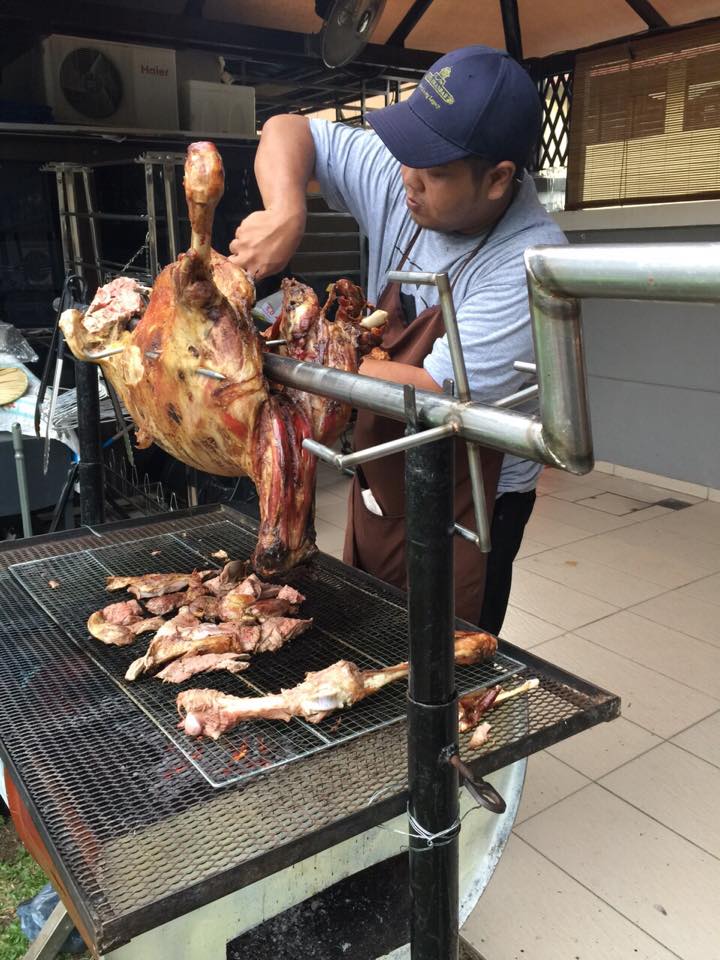Kambing Bakar Seri Alam